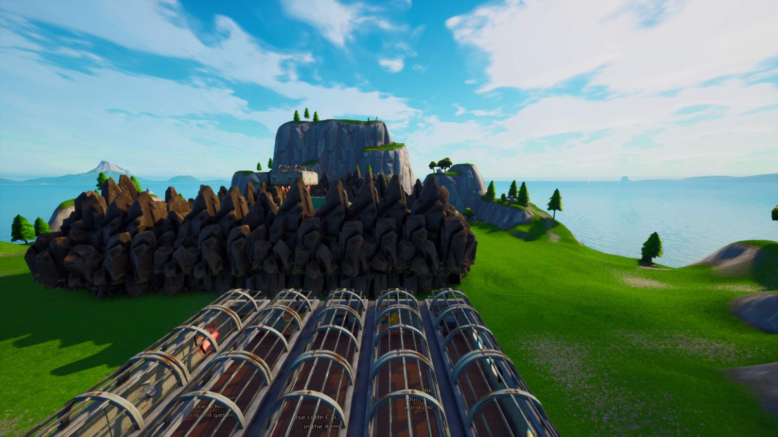 MODERN HOUSE HIDE-AND-SEEK